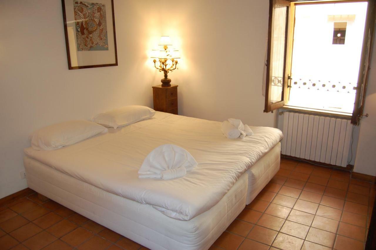 Behind Navona Apartment Rome